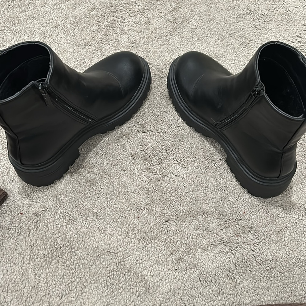 Black Booties - Picture 5 of 7